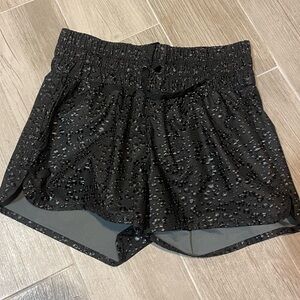 Zyia black bubble shorts